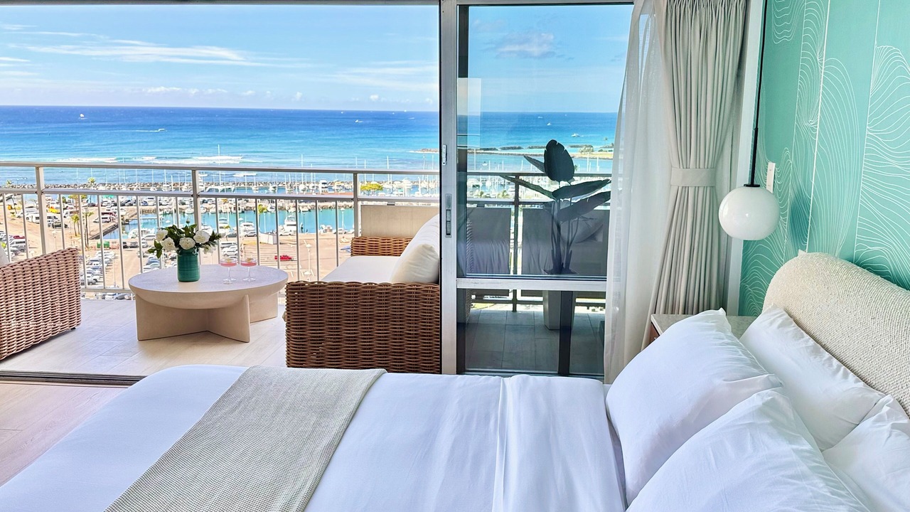 Photo of Bedroom in Waikiki