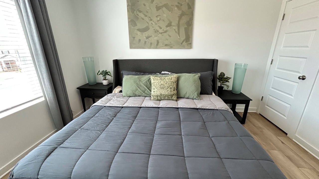 Photo of Bedroom in Normal