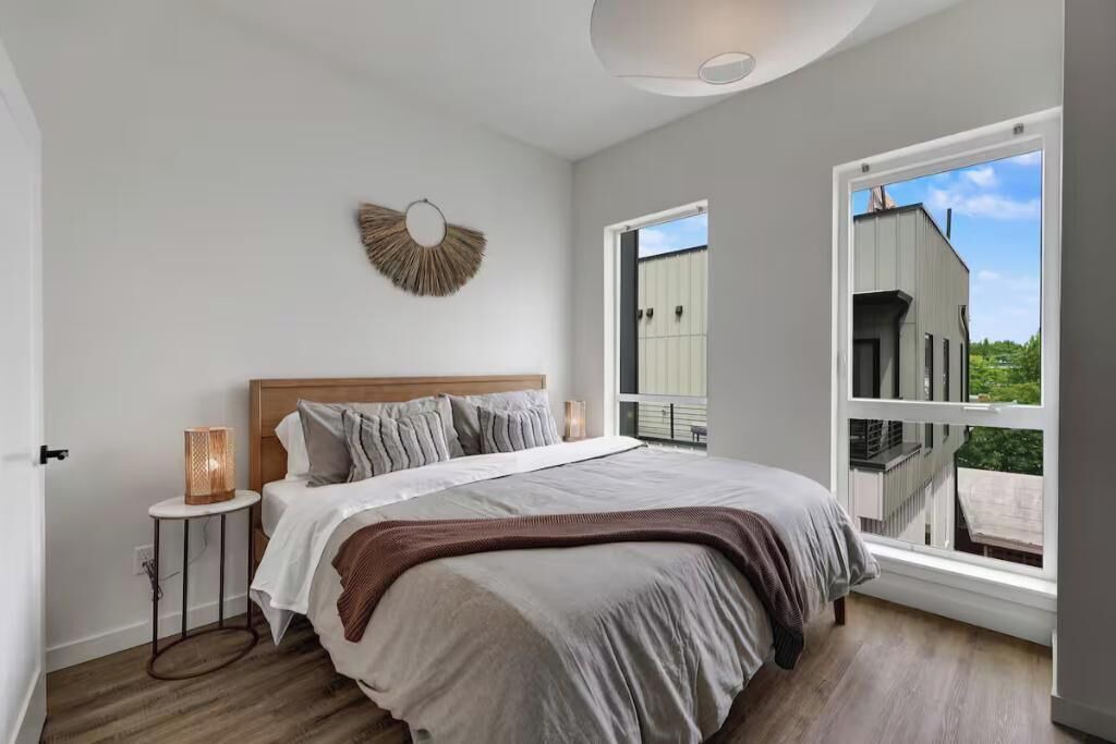 Photo of Bedroom in Broadway