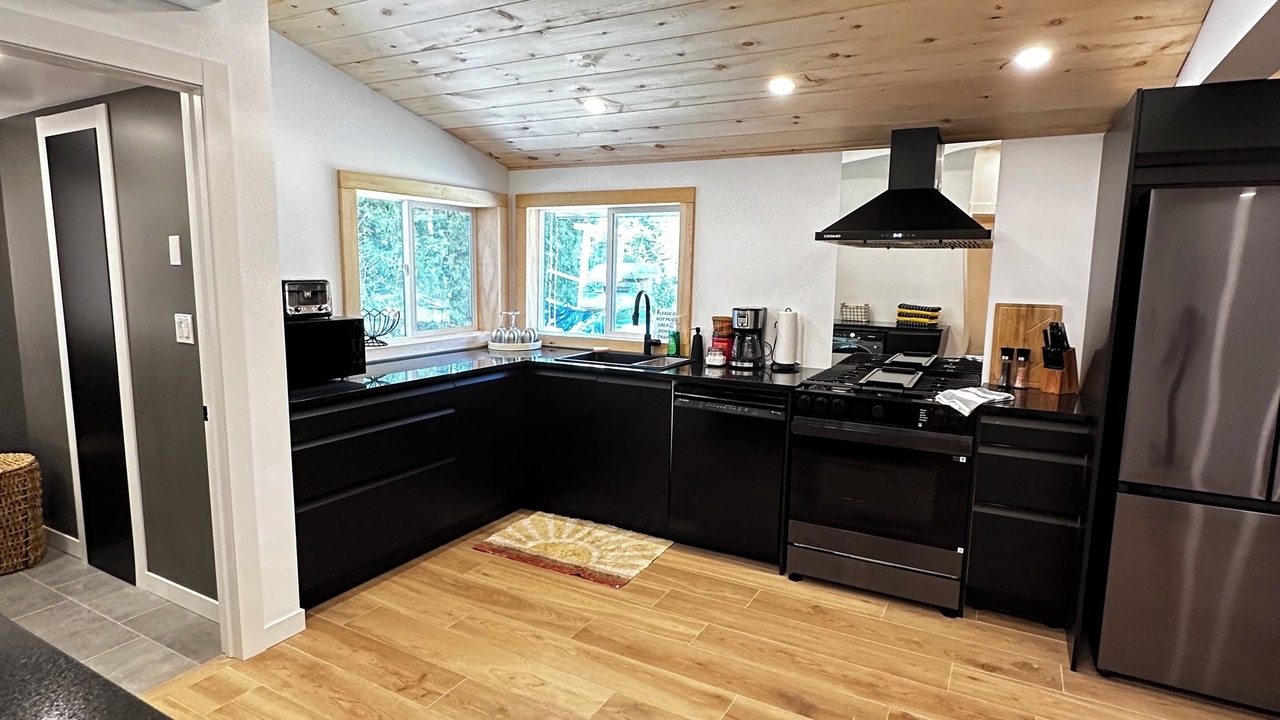 Photo of Kitchen in Batchawana Bay