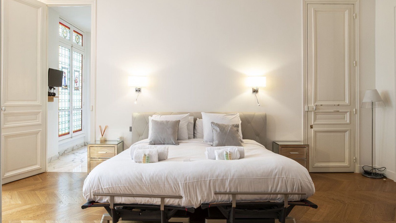 Photo of Bedroom in Notre-Dame-des-Champs