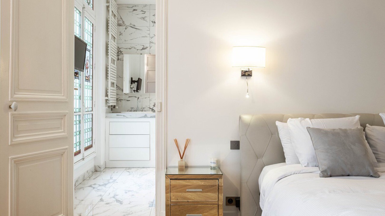 Photo of Bedroom in Notre-Dame-des-Champs