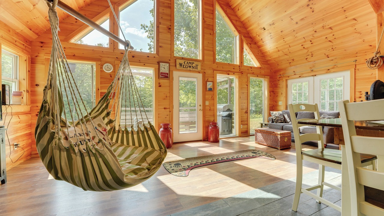 Photo of Others in Dexter