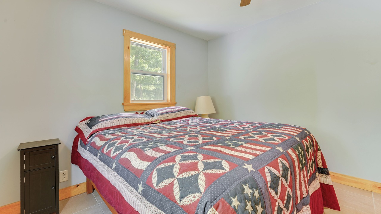 Photo of Bedroom in Dexter