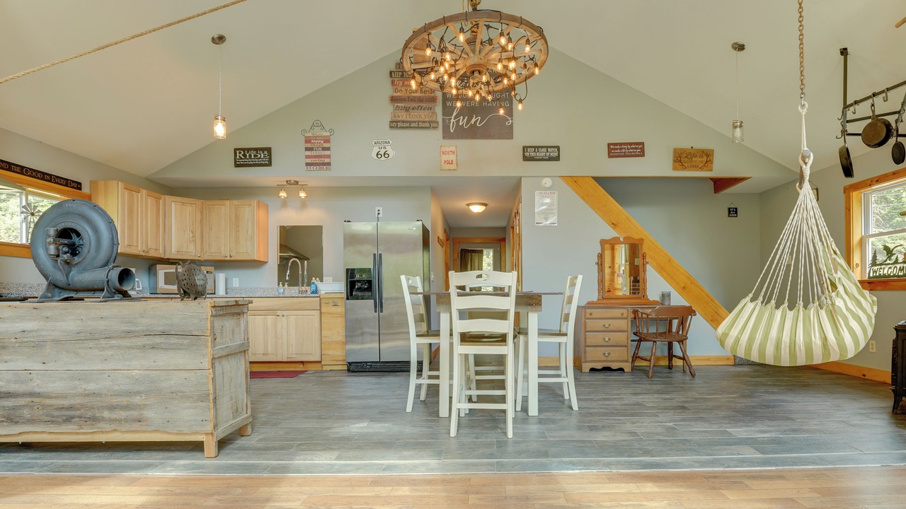 Photo of Others in Dexter