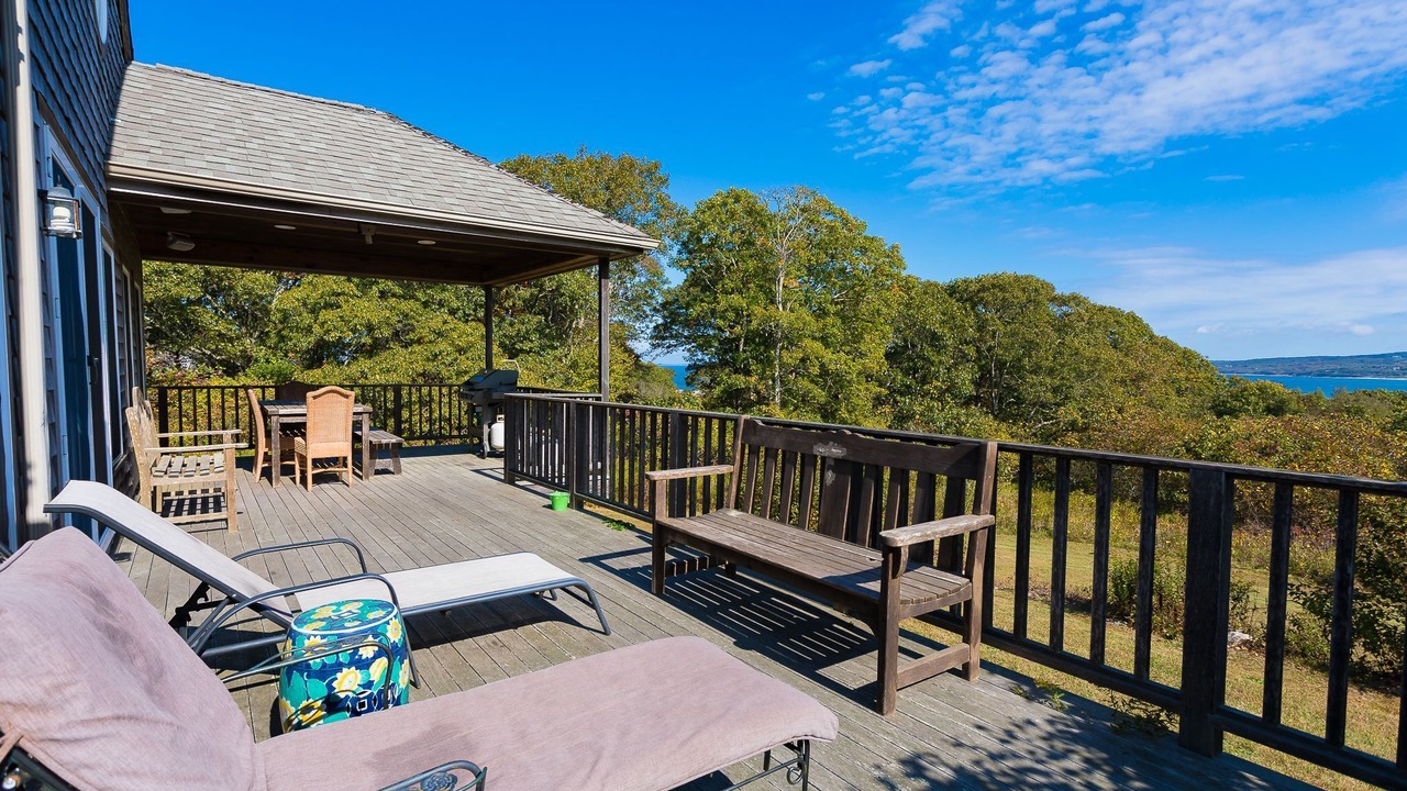 Photo of Patio Balcony in Aquinnah