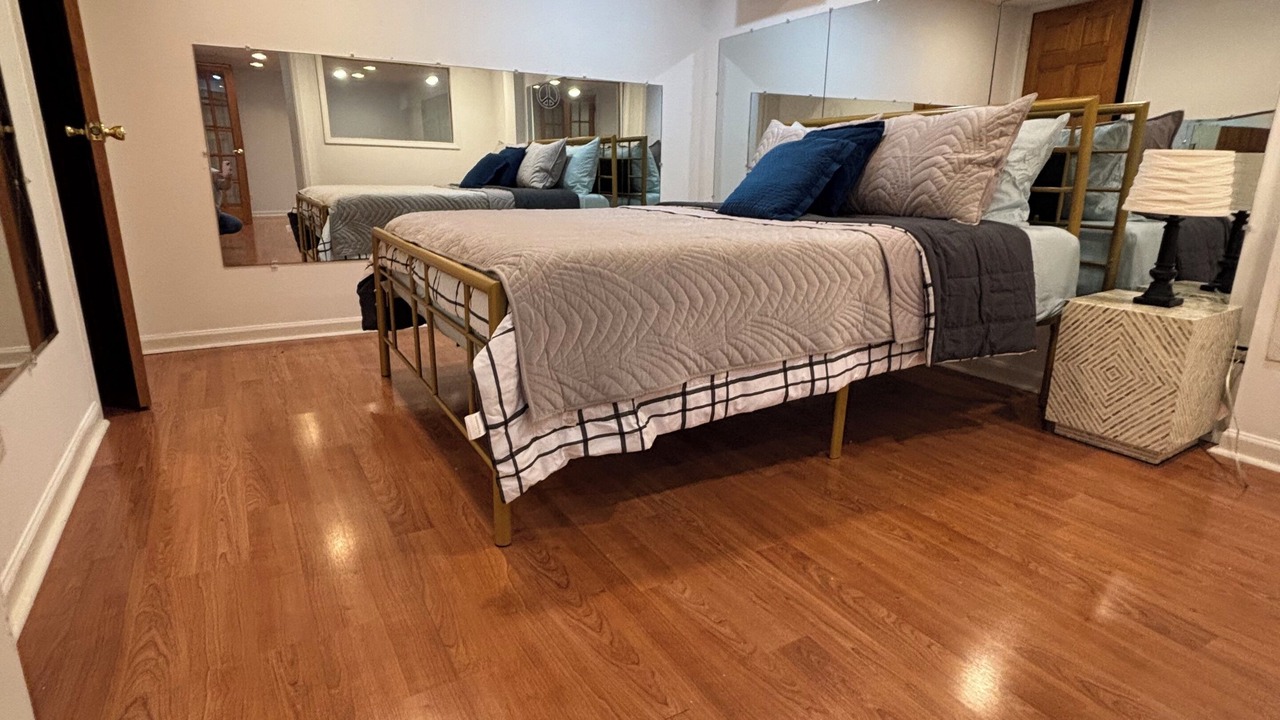Photo of Bedroom in Aurora