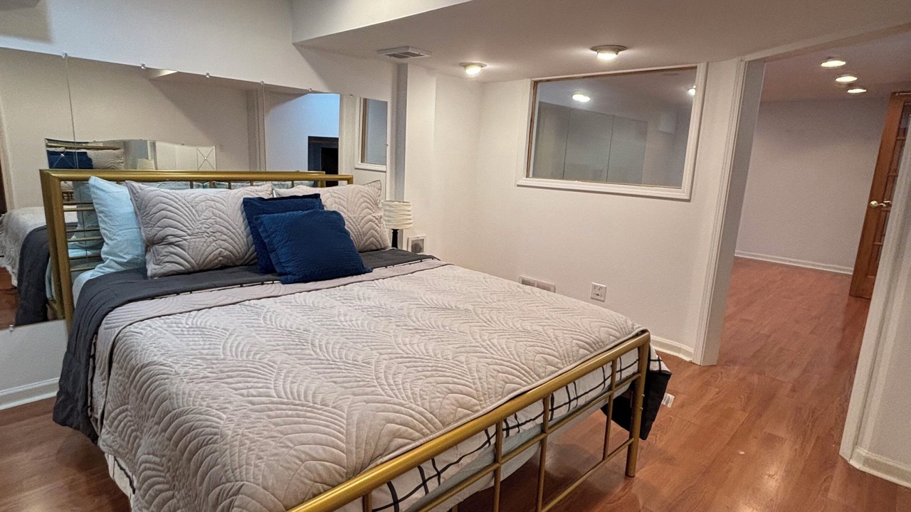 Photo of Bedroom in Aurora