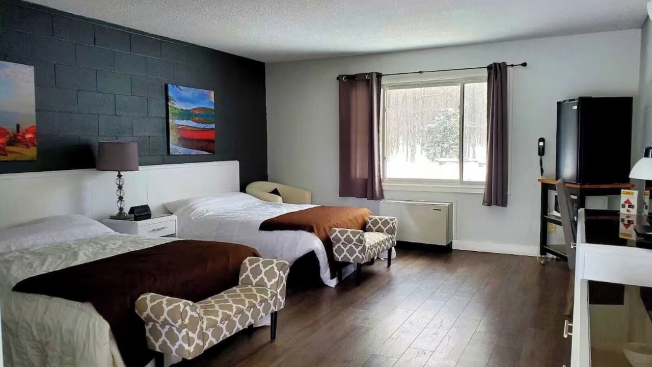 Photo of Bedroom in Colpoys Bay