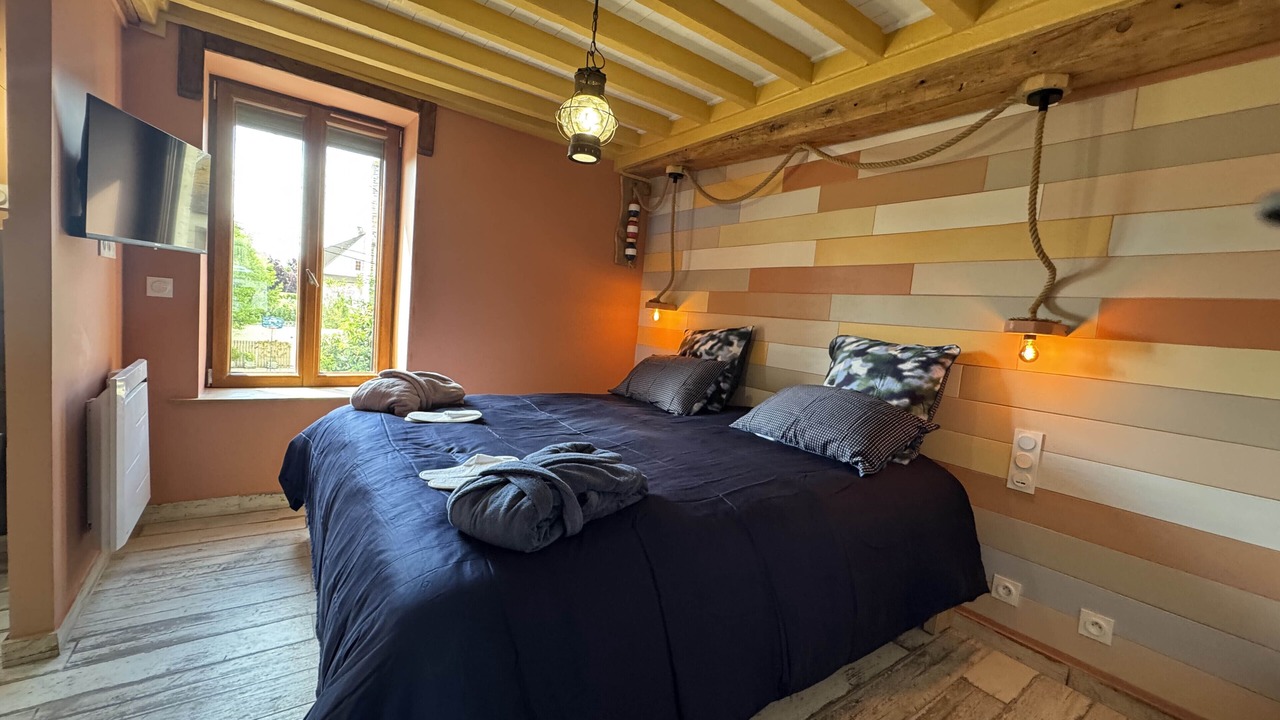 Photo of Bedroom in Ouistreham