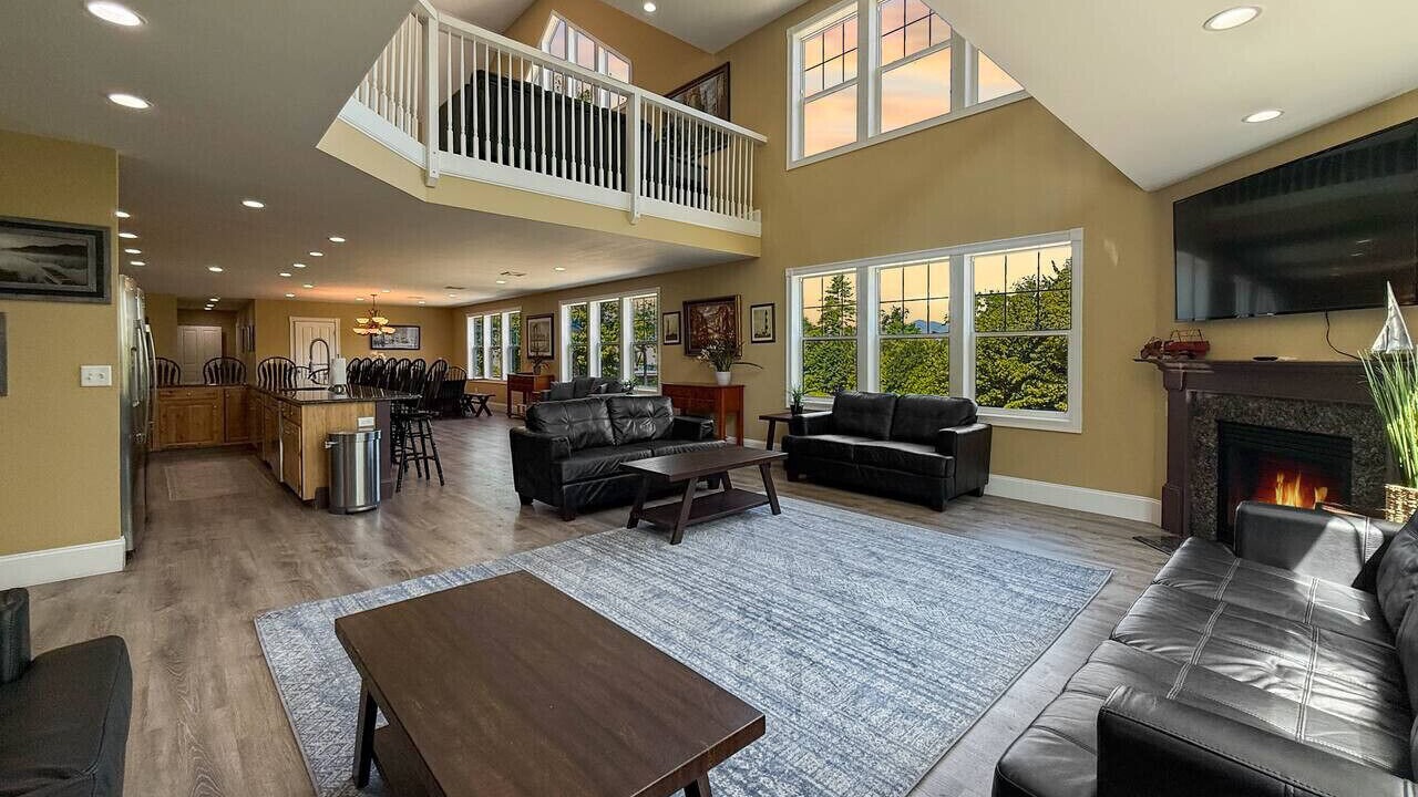 Photo of Livingroom in North Conway