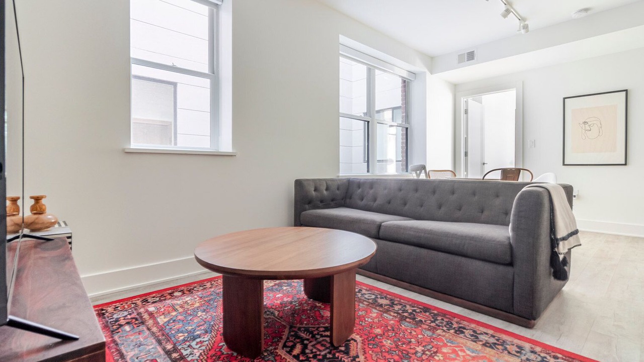 Photo of Livingroom in Navy Yard