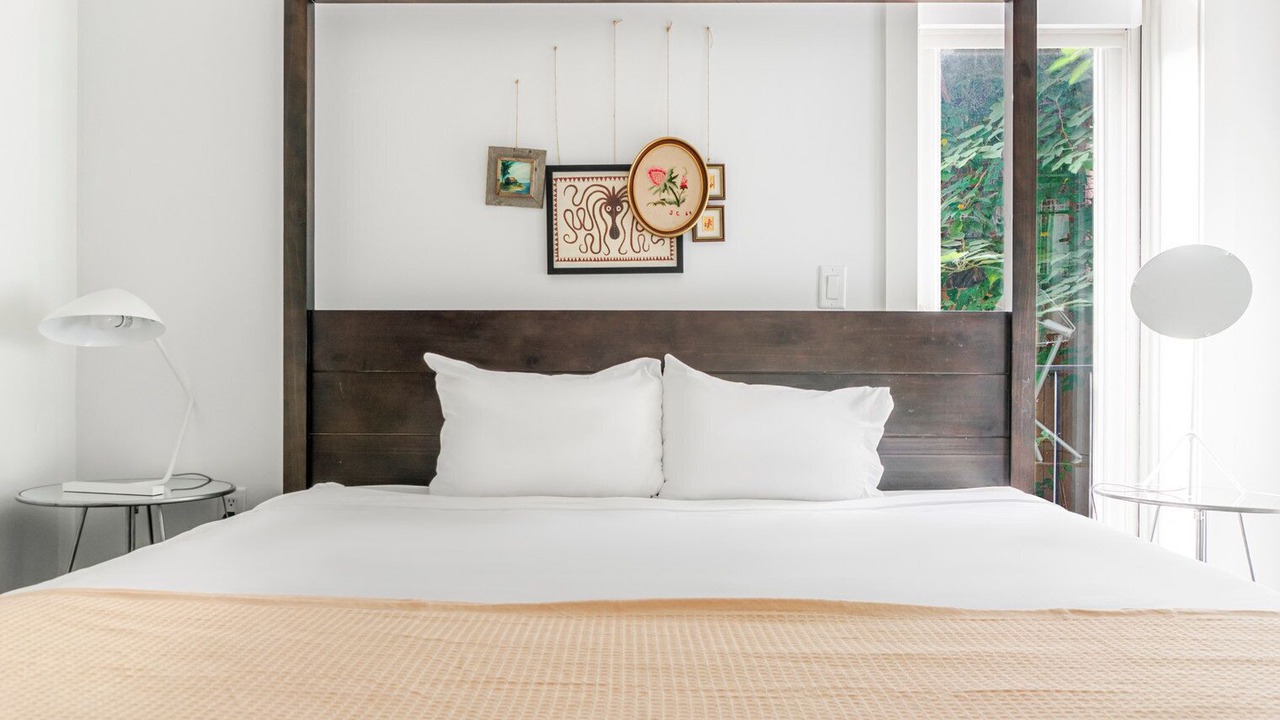 Photo of Bedroom in Navy Yard