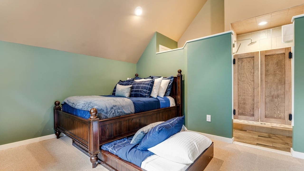 Photo of Bedroom in Warren