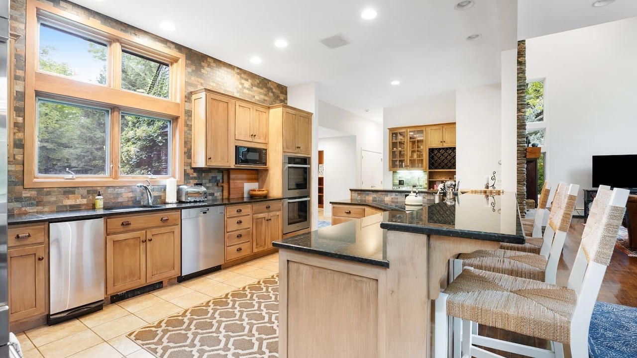 Photo of Kitchen in Warren
