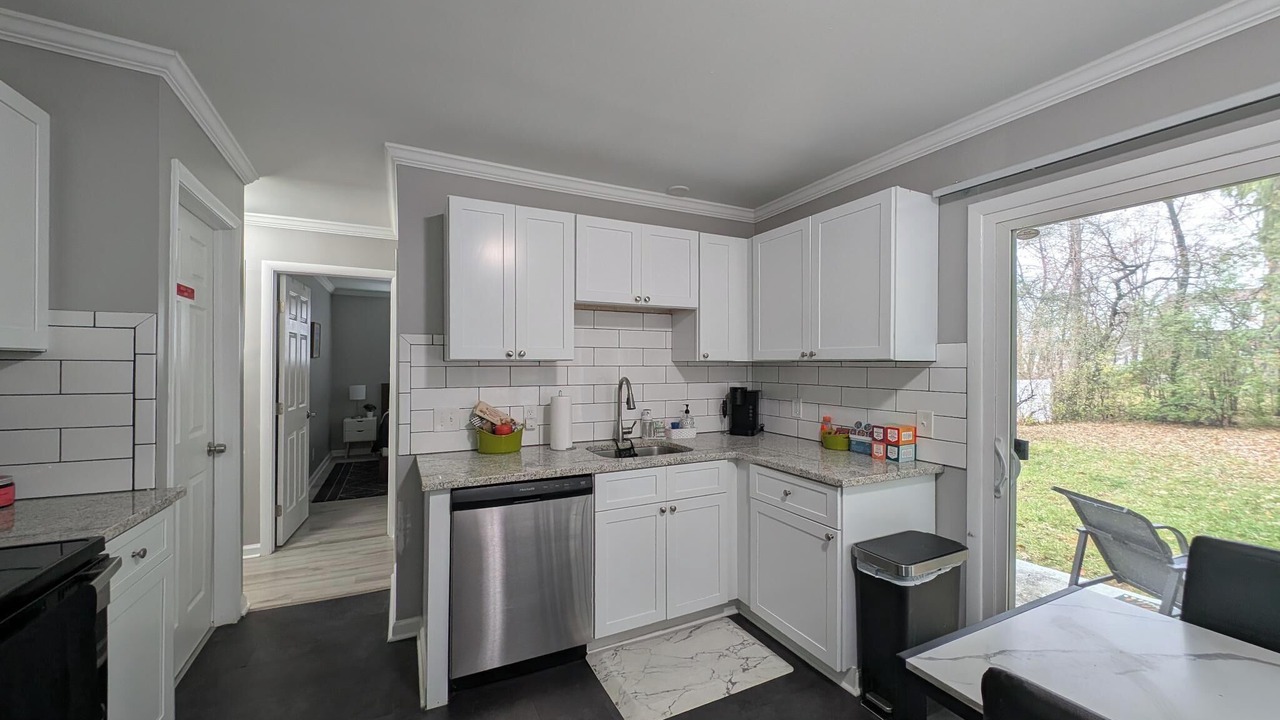 Photo of Kitchen in Stockade Historic District