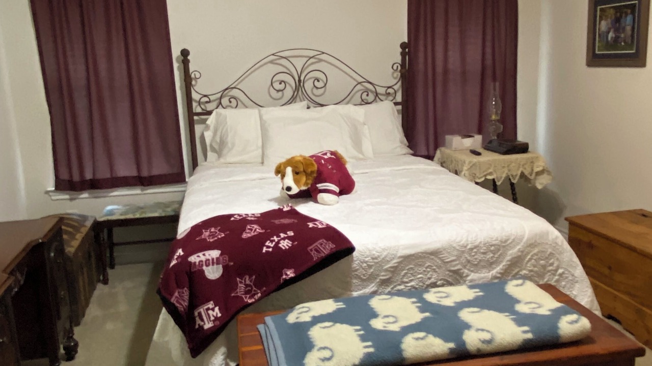 Photo of Bedroom in Wellborn