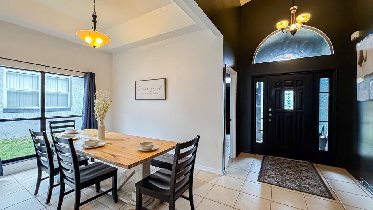 Photo of Bedroom in Lake Davenport Estates