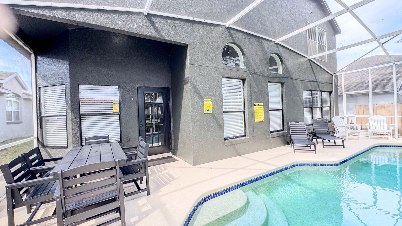 Photo of Outdoor in Lake Davenport Estates