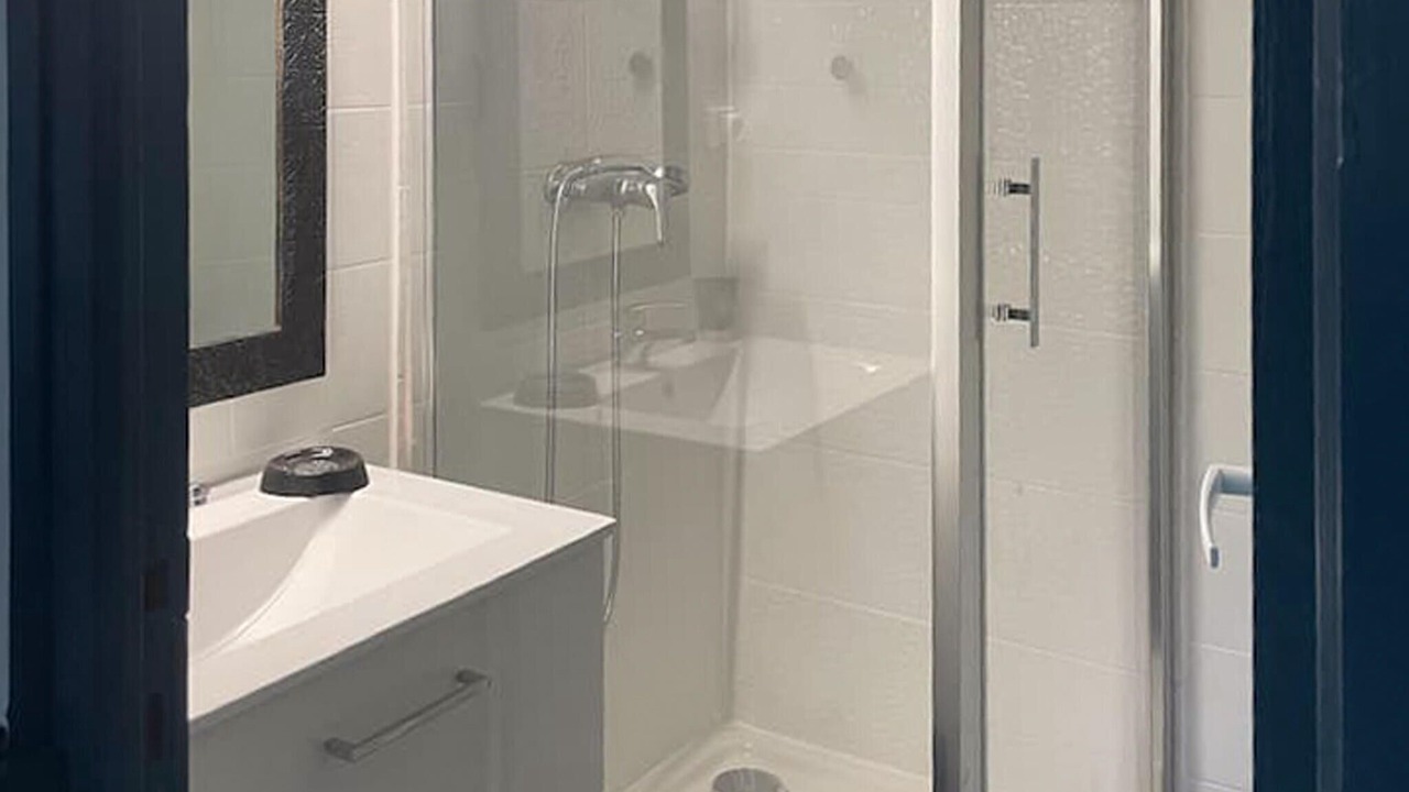 Photo of Bathroom in Saint-Hippolyte-du-Fort