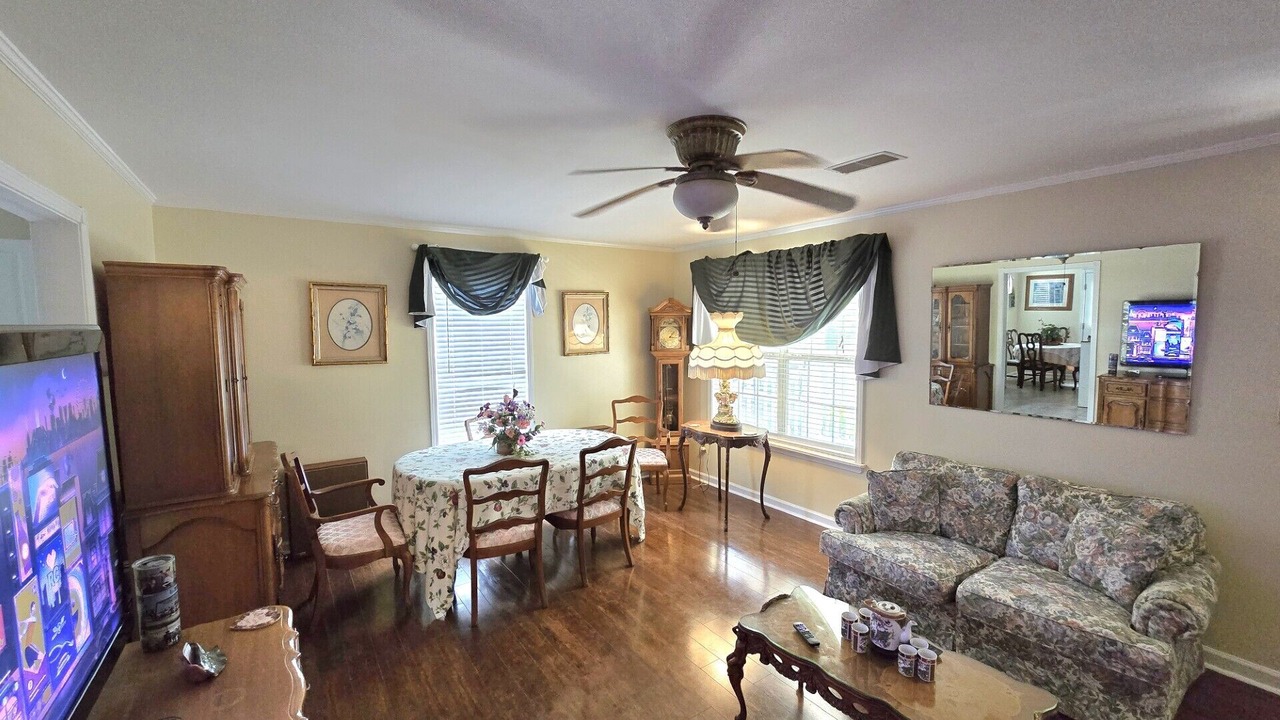Photo of Livingroom in Independence