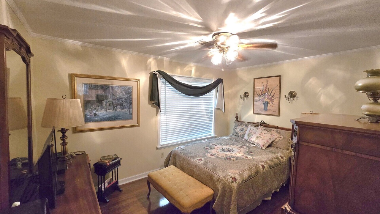 Photo of Bedroom in Independence