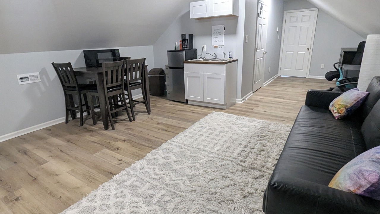 Photo of Livingroom in Oak Ridge