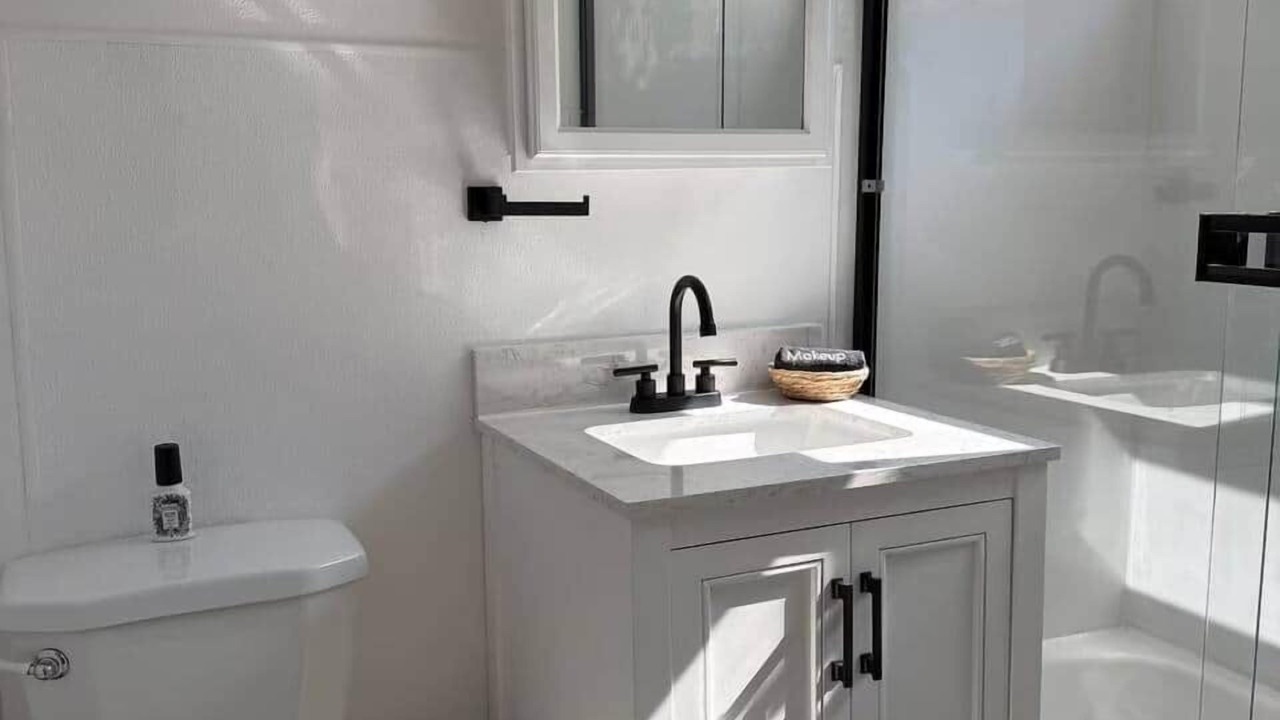 Photo of Bathroom in Sterling