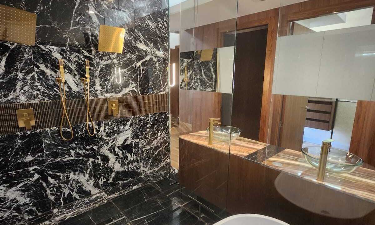Photo of Bathroom in Medical Center District