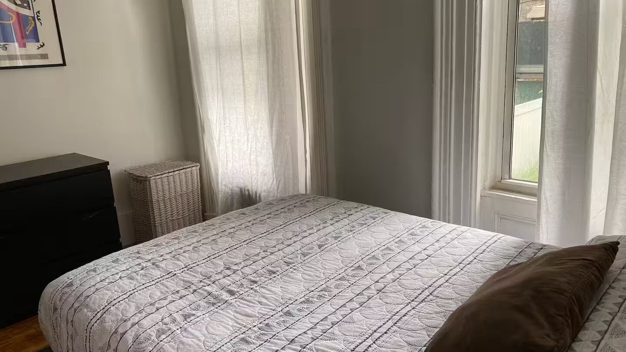 Photo of Bedroom in Tudor City