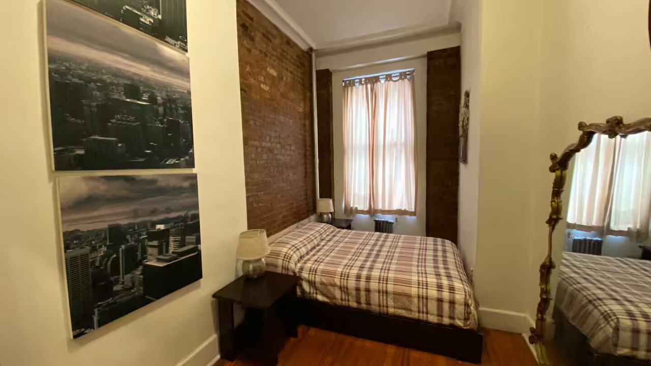 Photo of Bedroom in Tudor City