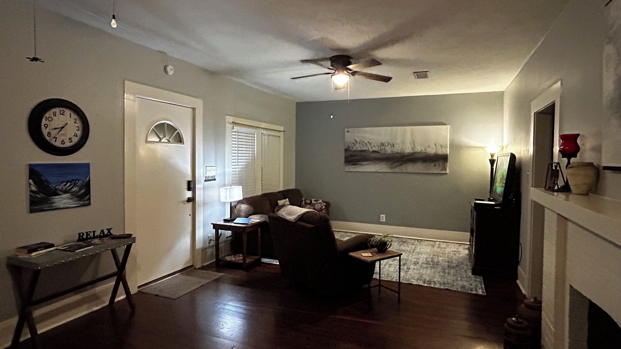 Photo of Livingroom in Nacogdoches