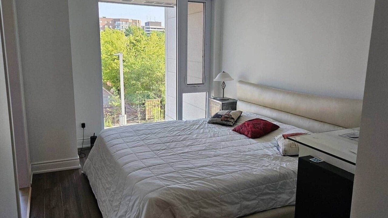 Photo of Bedroom in Richmond Hill