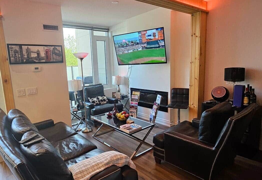 Photo of Livingroom in Richmond Hill