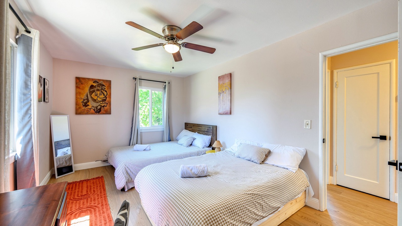 Photo of Bedroom in Lower Bal