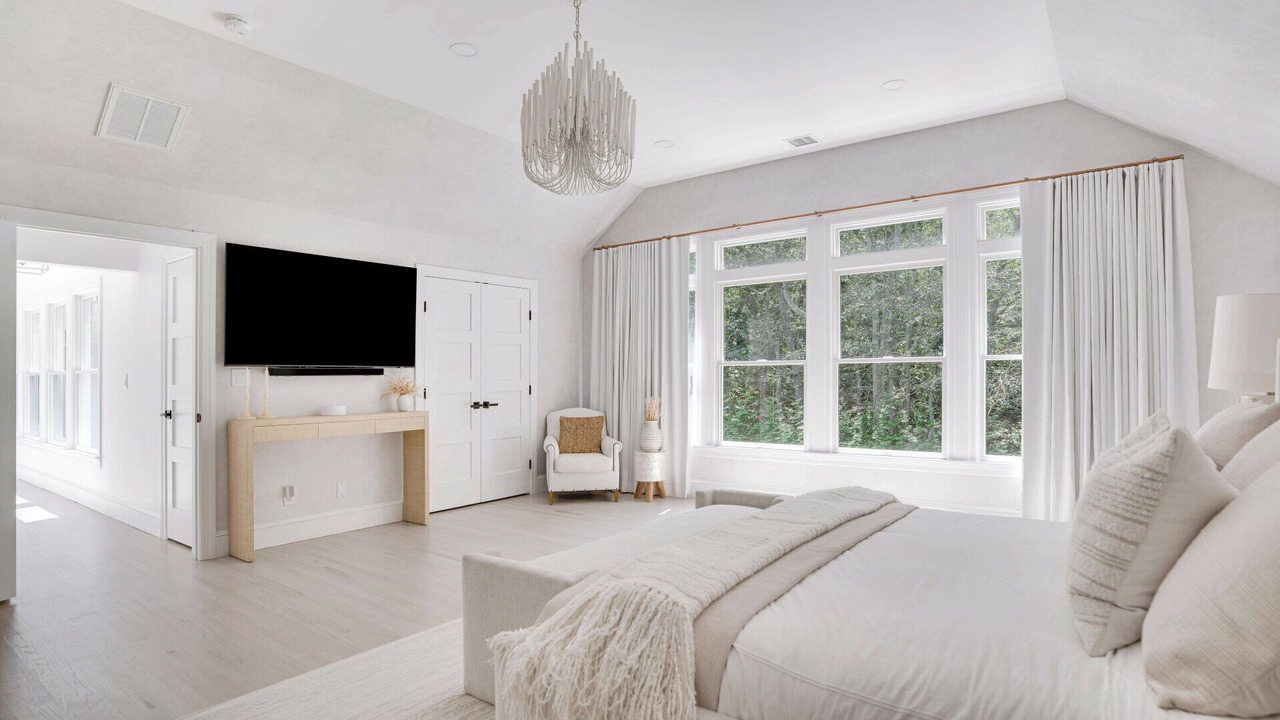 Photo of Bedroom in Amagansett North