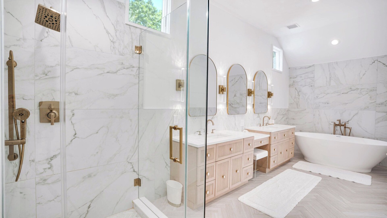 Photo of Bathroom in Amagansett North