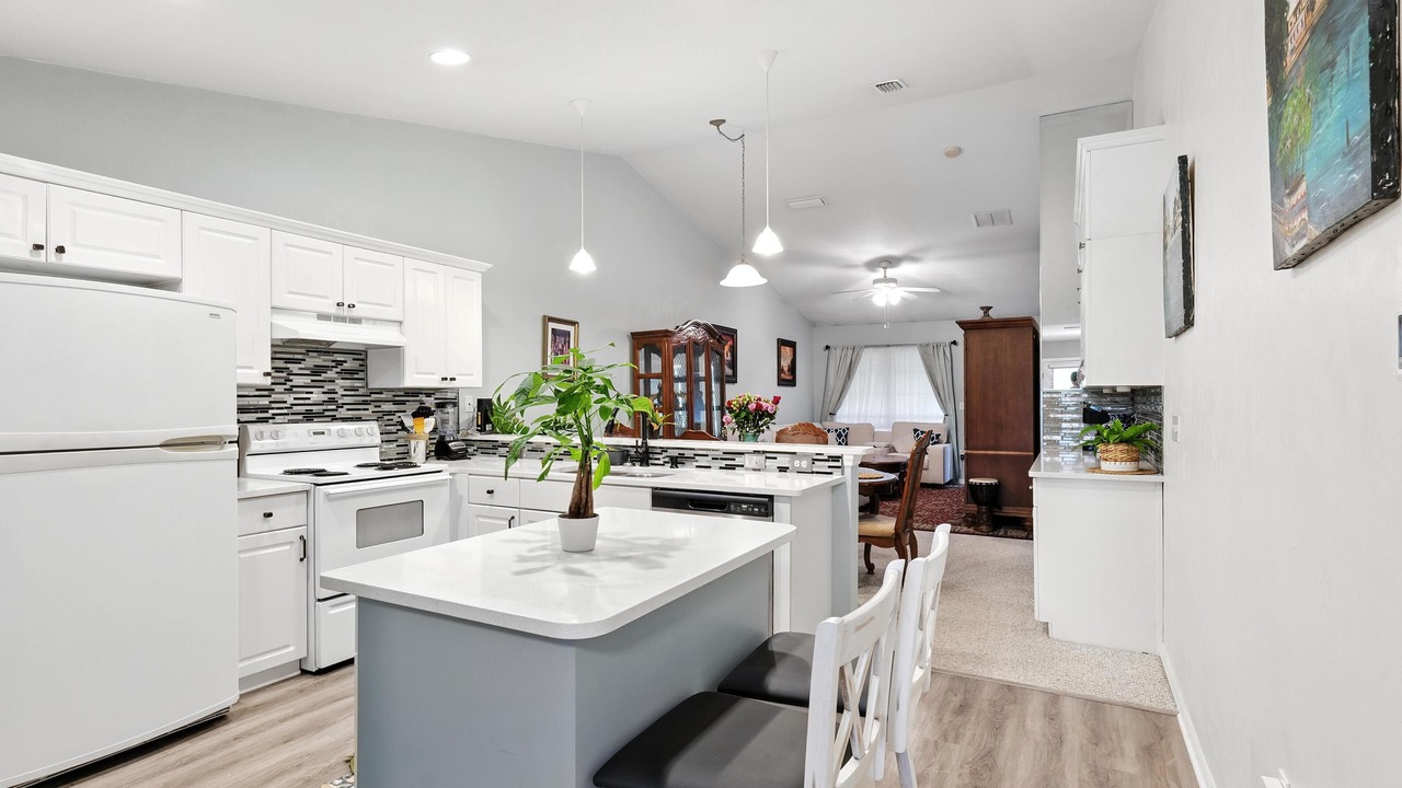Photo of Kitchen in Alachua