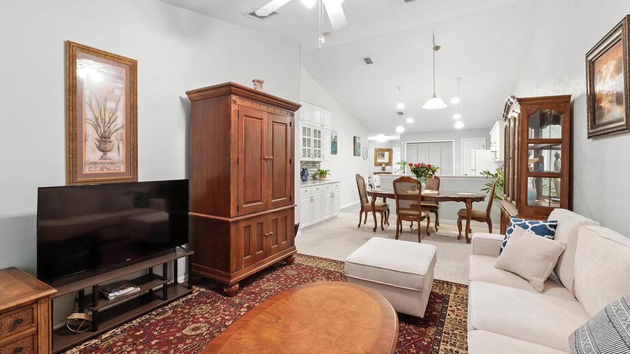Photo of Livingroom in Alachua