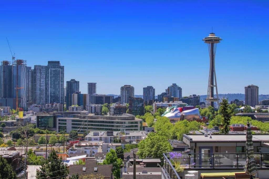 Photo of Others in East Queen Anne