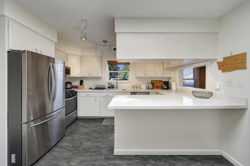 Photo of Kitchen in Maple Leaf