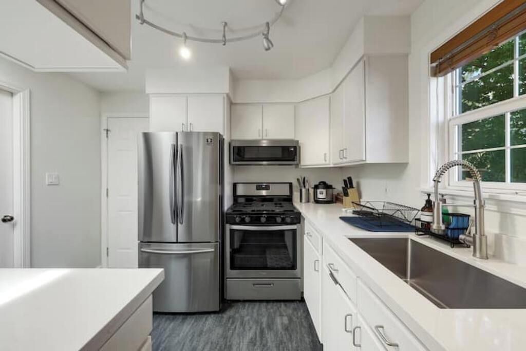 Photo of Kitchen in Maple Leaf