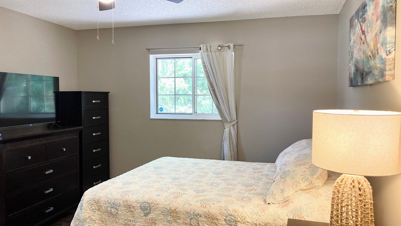Photo of Bedroom in Pine Ridge