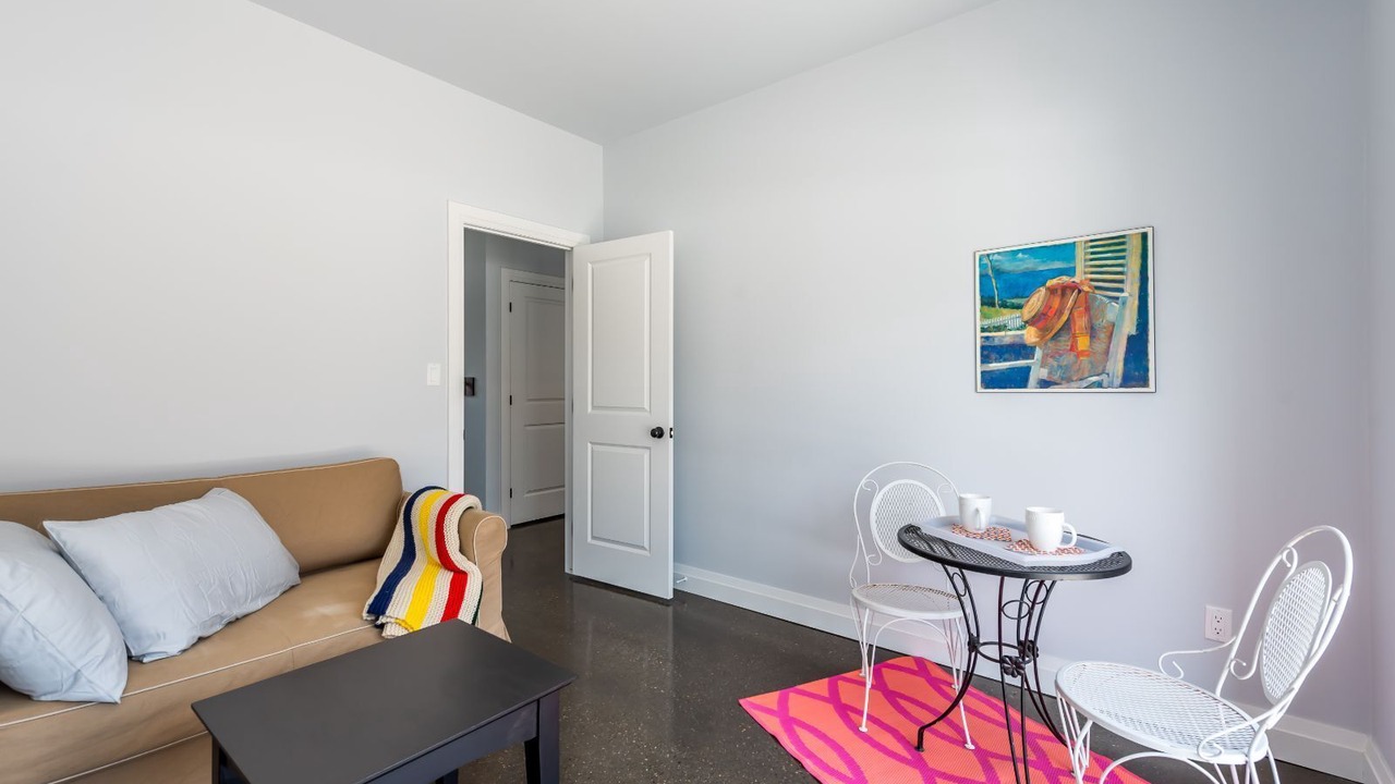 Photo of Livingroom in Dunnville