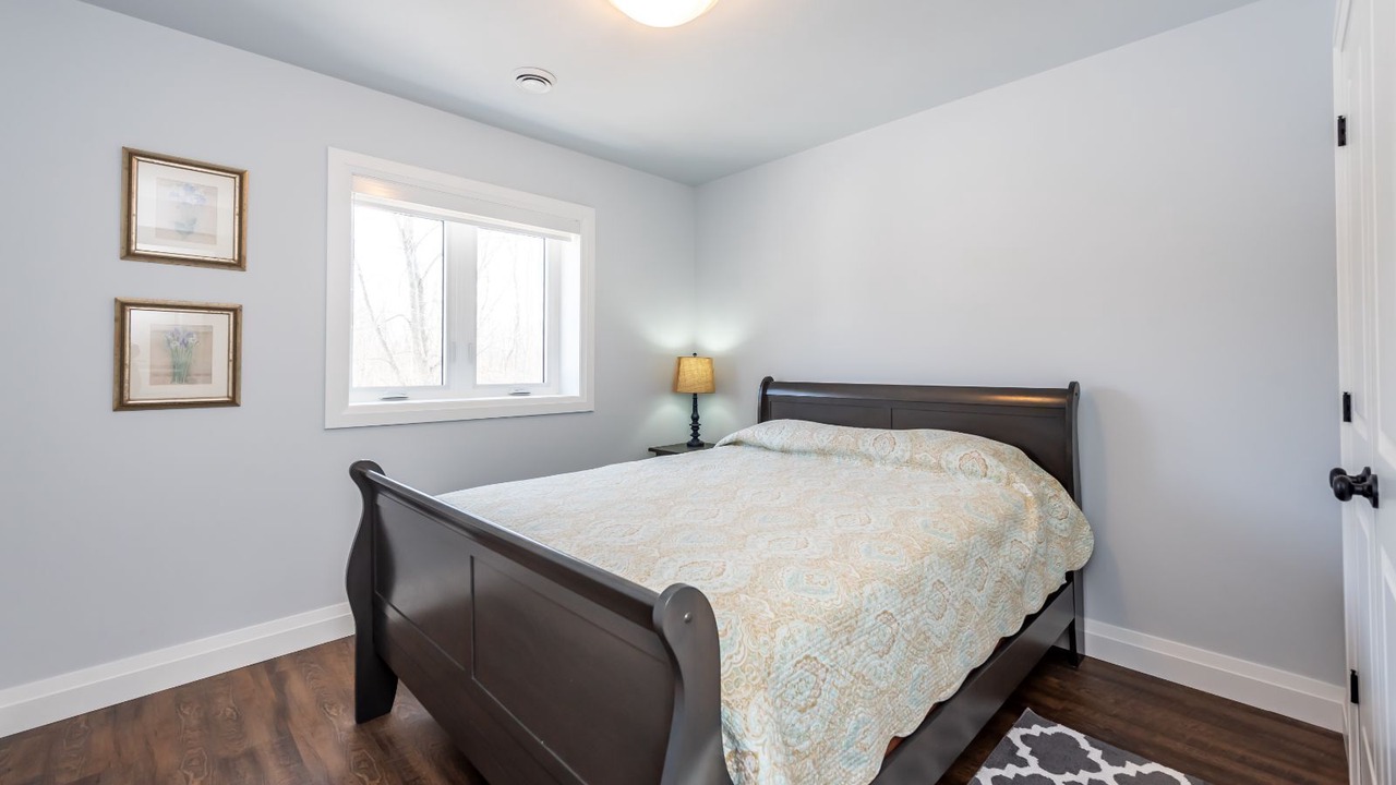 Photo of Bedroom in Dunnville