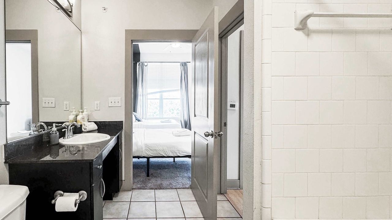 Photo of Bathroom in Deep Ellum