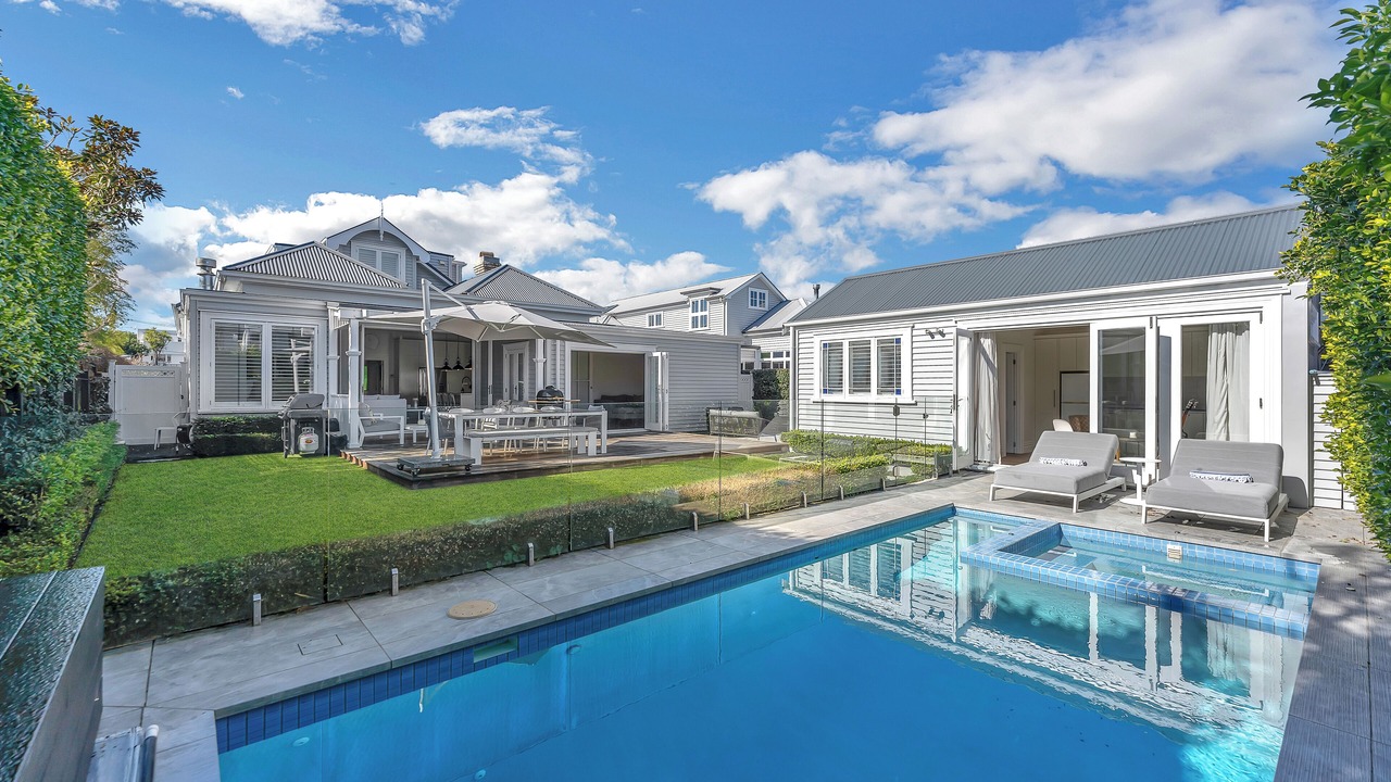 Photo of Outdoor in Lynfield