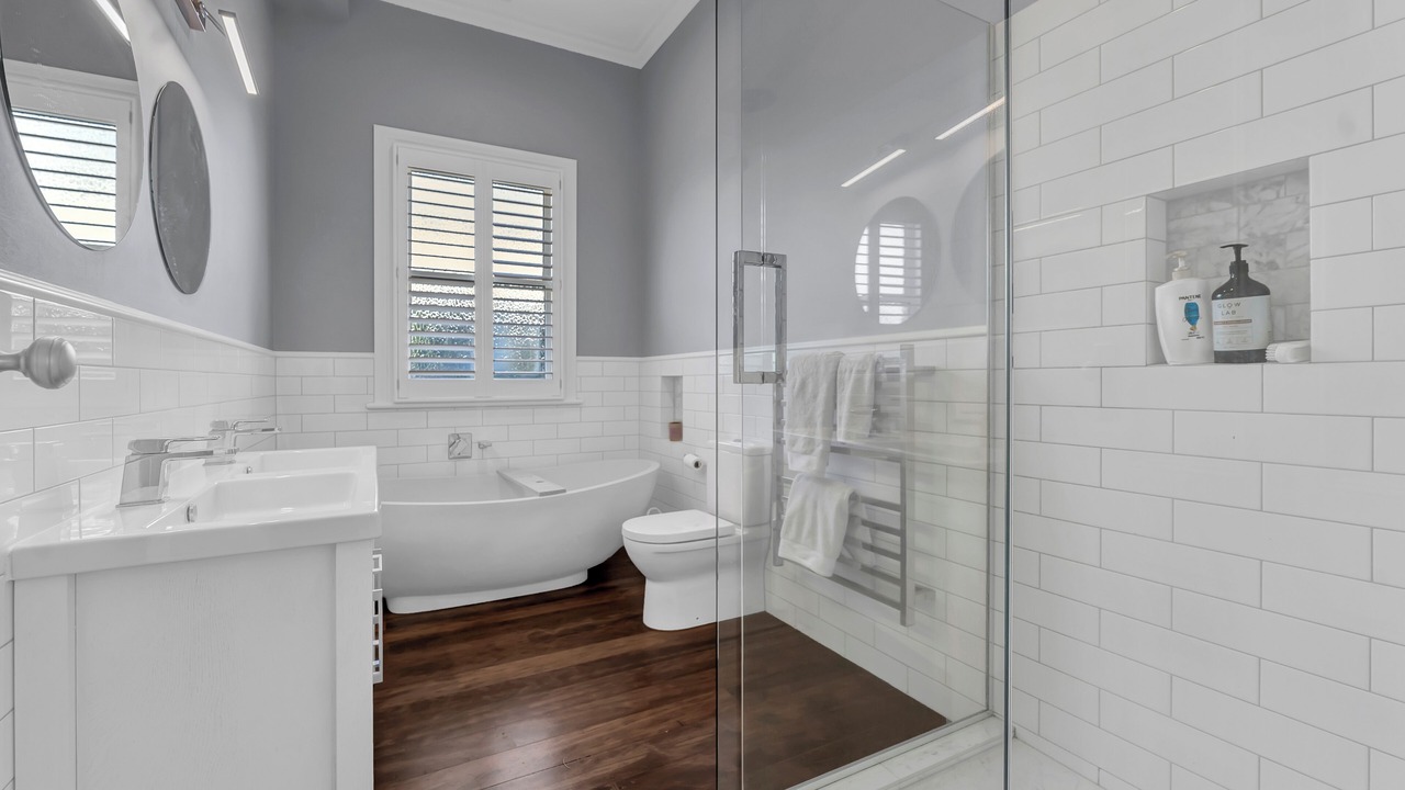 Photo of Bathroom in Lynfield