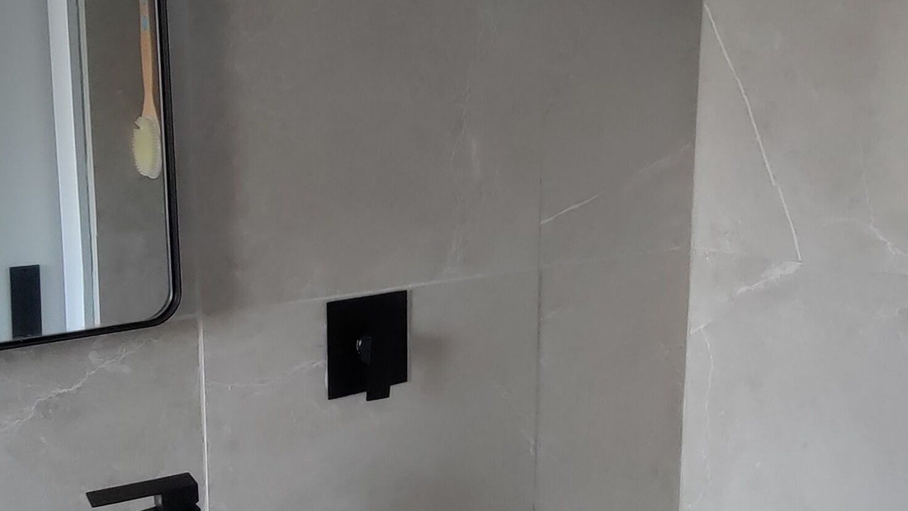 Photo of Bathroom in Carrolls