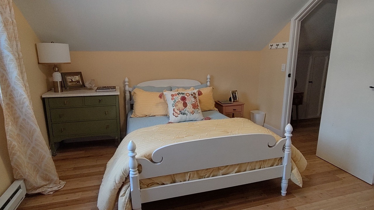 Photo of Bedroom in Carrolls